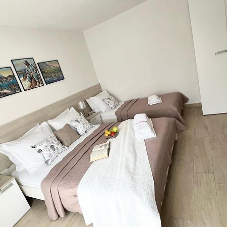 Apartments Irma Baška Voda Esterno foto