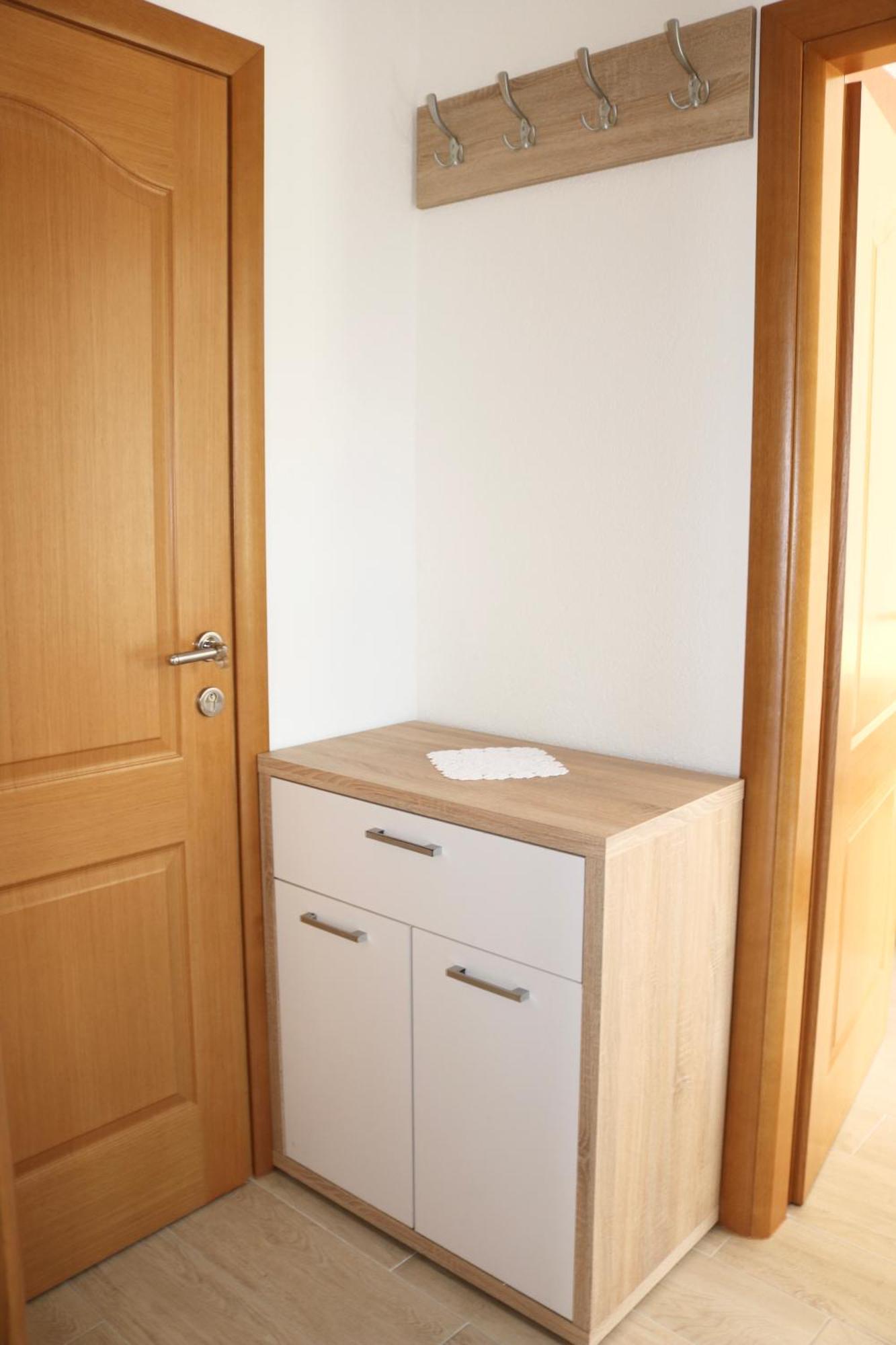 Apartments Irma Baška Voda Esterno foto