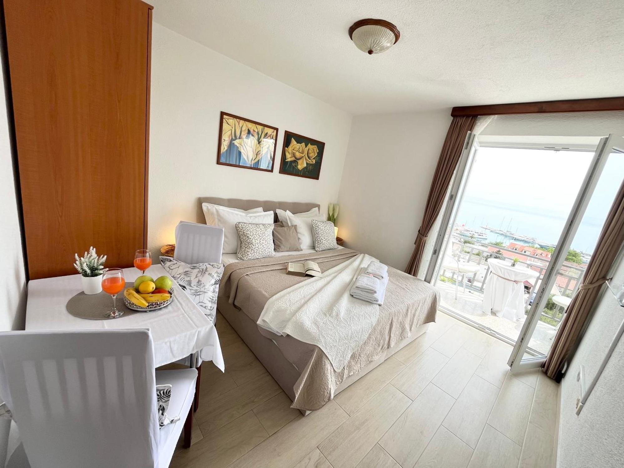 Apartments Irma Baška Voda Esterno foto